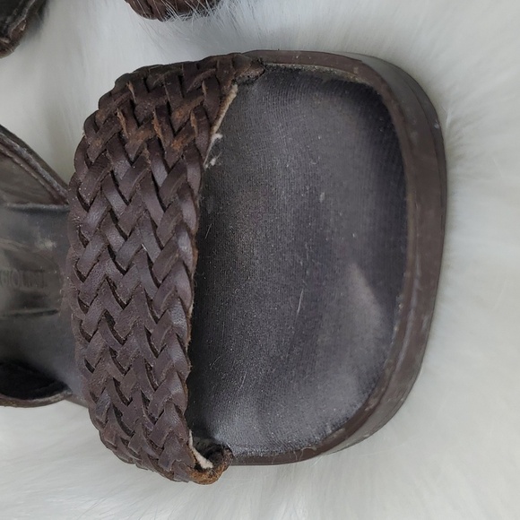 Enzo Angiolini Weaved Leather Strap Sandal - Picture 4 of 15